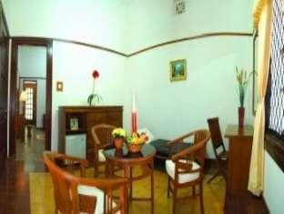 Hotel Rumah Ebo *